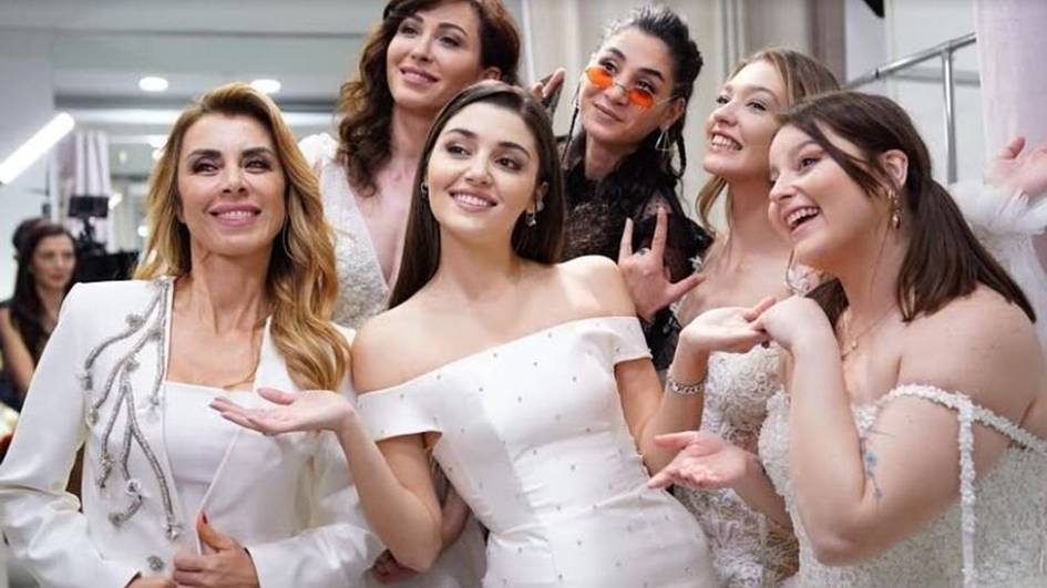 Oq otdagi shahzodasini kutayotgan sohibjamol turk aktrisalari (foto)